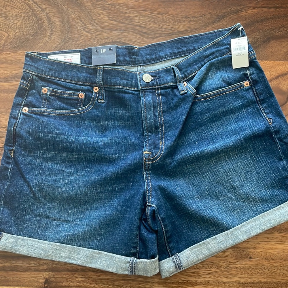 New With Tags — GAP Jean Shorts